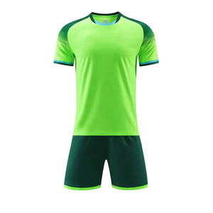 Maillots de football personnalisés de haute qualité pour adultes et enfants unisexe nouvel ensemble de maillots d'équipe avec nom/logo imprimé par sublimation en gros - Product Image 5