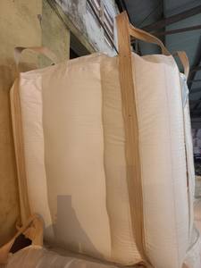 Urea Prilled 0,9 Biuret N46 para pegamento Industrial AB Bomba de tubo de cerámica azul 50kgs 1000kgs Bolsa a granel Hecho en Vietnam - Product Image 5