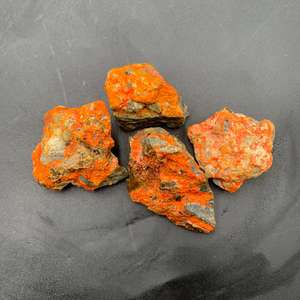 Piedra Natural de Jaspe Naranja Negro Indonesio de Tamaño Pequeño para Cristales de Feng Shui - Product Image 2