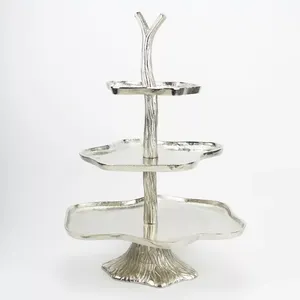 Support à gâteau en aluminium de forme personnalisée au design merveilleux argenterie support à gâteau à dessert en métal de grande taille à bon prix - Product Image 1