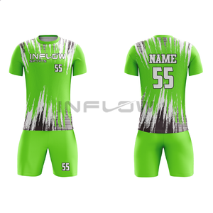 Vente en gros de maillots de football 100% polyester, service OEM, conception personnalisée, ensembles de vêtements de football imprimés par sublimation, style - Product Image 4