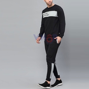 ชุดวอร์มผ้าฟลีซกันลมสำหรับผู้ชายชุดออกกำลังกายสำหรับฤดูหนาวและฤดูใบไม้ร่วงพร้อมโลโก้พิมพ์ลายไซส์ใหญ่พิเศษสำหรับสตรีทแวร์ - Product Image 1