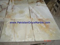Dalles de marbre onyx blanc poli moderne du Pakistan, garantie 1 an pour les sols de cuisines et salles de bain d'hôtels PK