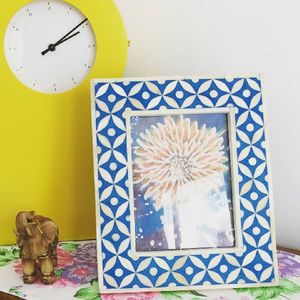 PromotionLuxe Lineage: exquisito diseño de marco de fotos con incrustaciones de hueso MDF - Product Image 2