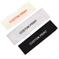 Étiquettes tissées personnalisées en papier gaufré imprimé UV, format sur mesure, prix usine de gros, pour vêtements et chaussures