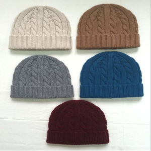 Bonnet d'hiver en tricot pour hommes femmes tissu acrylique doux design à revers marque personnalisée pour le commerce de gros - Product Image 6