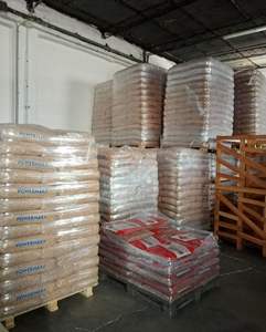 Briquettes de bois de pin Super Glory en gros, diamètre 6 mm, granulés de biomasse haute teneur calorifique, sans fumée, non cokeur, 4500 J - Product Image 6