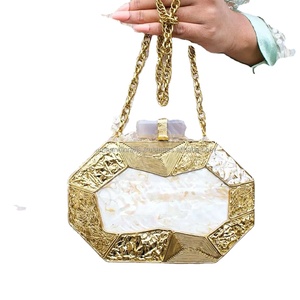 Offre Spéciale luxe femmes sac de soirée nacre pochette avec métal pour les fêtes de mariage sac à main motif de pierre prix de gros - Product Image 1
