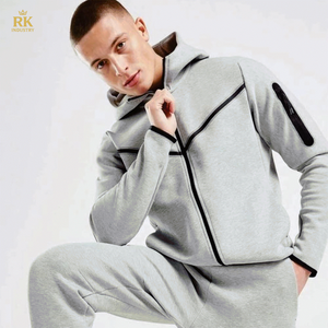 Ensemble veste et pantalon de survêtement de haute qualité-élégant, confortable et parfait pour les vêtements de sport et les tenues décontractées - Product Image 1