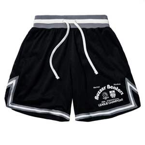 Pantalones Cortos de Baloncesto Personalizados de la Mejor Calidad, Unisex, Transpirables, de Talla Grande, con Estampado Degradado, 100% Poliéster - Product Image 3