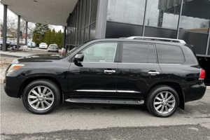 พร้อมขับขี่ - รถพวงมาลัยซ้ายมือสอง |   พวงมาลัยขวา |   เล็กซัส LX570 ปี 2009 - Product Image 2