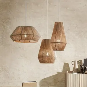 Pendentif RemyThatch avec cordon en chanvre - Product Image 1