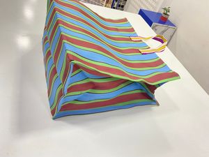 Bolsa de compras de nailon reutilizable ecológica con cremallera RPET Bolsas de playa de plástico recicladas tejidas a rayas hechas en la India - Product Image 2