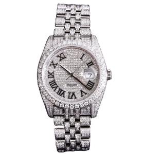 Montre à diamants en acier inoxydable argenté à la demande avec accents de cristal et bracelet en métal durable disponible au prix d'exportation - Product Image 2