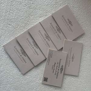 Cartes de remerciement de luxe faites à la main sur papier coton premium avec une typographie élégante d'anges et de lettres pour les marques, les boutiques et les designers - Product Image 4