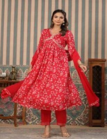 Ensemble élégant pour femme en coton georgette rouge, comprenant un short, un pantalon et un dupatta imprimé, avec boutons décoratifs, anti-plis, Hari Om
