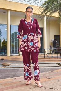 Women Floral Print Cotton Co-Ord Set | Designer V-Neck <b>Top</b> with Matching Bottom | Wholesale <b>Festive</b> Wear Set - Product Image 2