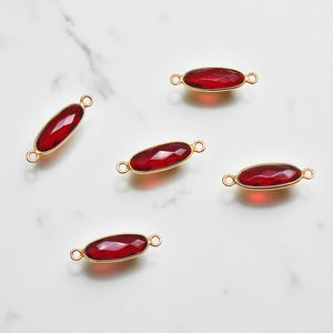 Grenat Pierres Précieuses Ovale Lunette Or 5x15 MM Pendentif Double Boucle Plaqué Or Charme pour DIY Bijouterie et Collier Artisanat - Product Image 1