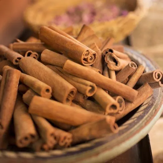 CIGAR CASSIA/ CINNAMON BEST QUALITY 95% ROLLING FOR EXPORT BEST PRICE (Mobile/ WA: +84986778999 David)