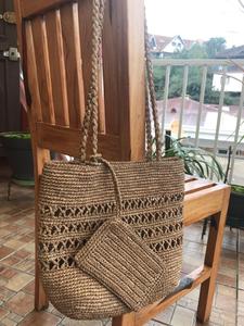 Sac à main en raphia de Madagascar avec poignées à pompons, petit sac seau pour femme, pochette mignonne à fermeture ouverte - Product Image 2