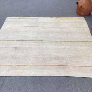 Tapis turc vintage 5,7x6,9 pi (174x209 cm), tapis oriental blanc et marron - Product Image 2