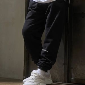 Core Jogger à revers noir 100 coton polaire lourd coupe décontractée pantalon Streetwear avec ceinture élastique et poche zippée - Product Image 5