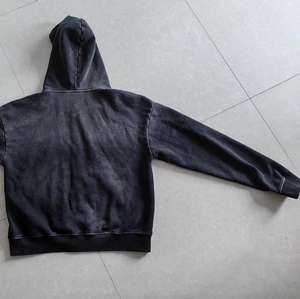 Sweat-shirt tendance à logo personnalisé imprimé, délavé, décontracté, 100% tissu, délavé au soleil, effet délavé à l'acide, sweat-shirt surdimensionné unisexe - Product Image 4