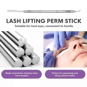 Outil de levage de cils professionnel OEM avec peigne en plastique | Séparateur de cils en métal de haute qualité à revêtement rouge brillant pour salons de beauté - Product Image 6