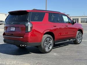 Belle rouge 2024 Chevrolet Tahoe Z71 4WD utilisée avec des roues en alliage sièges en cuir système de navigation démarrage à distance Android Auto toit ouvrant - Product Image 2
