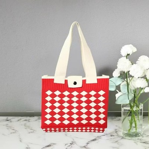 กระเป๋าถือถักลายตารางเพชร1สไตล์เกาหลีสินค้าเสื้อผ้าระดับภูมิภาคระดับพรีเมียม - Product Image 1