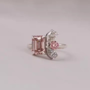 แหวนหมั้นบายพาสทองคำ14KT หรูสำหรับผู้หญิงกะรัต2.6กะรัตหลายรูปทรงในห้องปฏิบัติการสร้างเพชรผ่านการรับรอง - Product Image 1