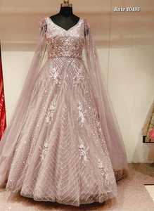 Robe en filet brodée de créateur pour femme idéale pour les événements spéciaux Mariages et occasions festives disponibles en ligne - Product Image 4