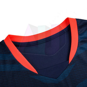 Uniforme de Fútbol con Cintura Elástica, Transpirable y Ligero, 100% Poliéster, Diseñado para Jugadores Adultos Masculinos - Product Image 2