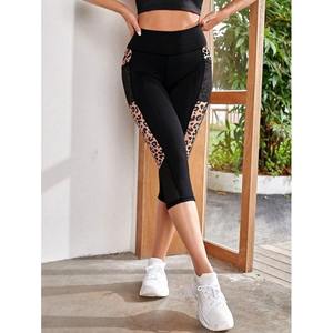 European American Women's High Waist Cross-Border Yoga <b>Leggings</b> Sexy <b>Leopard</b> <b>Print</b> Runners Stitching Hip Sweat-Lifting Capri - Product Image 2