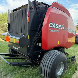 2022 Case IH RB565 Presse à foin ronde Équipement agricole automatique avec moteur central et composants de moteur - Product Image 4