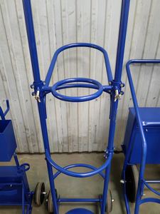 รถเข็นเหล็กเชื่อมสำหรับใส่ถังแก๊ส พร้อมล้อล็อค สำหรับการขนส่งถังอุตสาหกรรม - Product Image 3