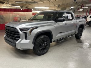 โตโยต้า ทันดรา ปี 2024 มือสอง สภาพดี ขับเคลื่อน 4 ล้อ รุ่น SR5 เครื่องยนต์ทวินเทอร์โบ V6 3.4 ลิตร - Product Image 3