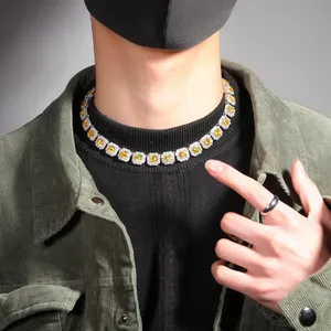 Nouvelle Mode Femmes 12mm Carré Tanins Hip Hop Mariage Moissanite Rose Violet Jaune CZ Ras Du Cou Argent Plaqué Cuivre Collier - Product Image 4