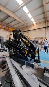 PUMACRANE Grúa de pluma de nudillo hidráulica montada en camión de alta calidad Mejor rendimiento 8 toneladas nominal Nueva gran oferta Entrega rápida - Product Image 5