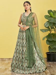 Readymade Lehenga Choli pour les mariées et les demoiselles d'honneur ensemble de vêtements ethniques indiens entièrement cousus - Product Image 6