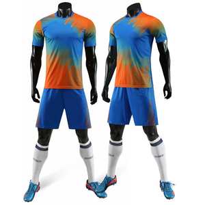 Nuevo 2025, camisetas de fútbol, pantalones cortos para hombre, conjunto de camisa, diseños personalizados, ropa deportiva de fútbol, uniformes de entrenamiento de fútbol - Product Image 1