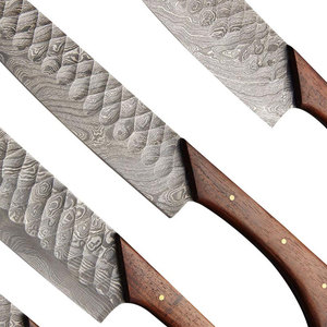 Ensemble de couteaux de cuisine en acier Damas avec étui en cuir, lame Damas forgée sur mesure, ensemble de couteaux de chef avec manche en bois - Product Image 4