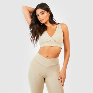 Haute qualité 2023 Gym Fitness Wear femmes Beige couleur Wrap avant sport Gym soutien-gorge à vendre dans des tarifs raisonnables - Product Image 5