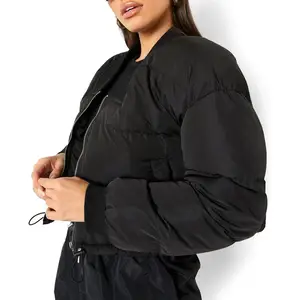 女性服カスタムクロップトップバブルダウンウインドブレーカージャケット/売れ筋女性通気性スリムフィットクロップフグジャケット