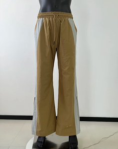 Veste coupe-vent unisexe en nylon vierge, coupe régulière, pantalon en nylon ajusté, séchage rapide, fermeture éclair au bas - Product Image 1