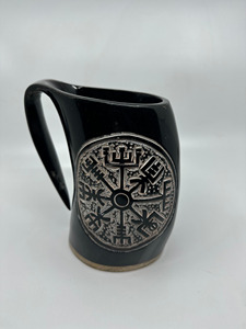 Cuernos para Beber de Animales, Tallados, Antiguos, Vikingos, de Primera Calidad, Ecológicos, Naturales, Pulidos y Sostenibles, con Soporte - Product Image 3