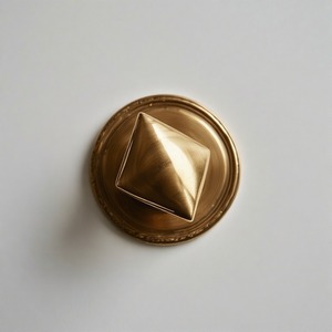 EliteAngle Triángulo Perilla de Latón para Cajón y Puertas Tocador Armario Perilla de Puerta Manija de Cajón para Villa Hotel Muebles Apartamento - Product Image 1