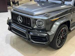 Elegante Mercedes-Benz Clase G AMG G 63 4MATIC 2023, motor biturbo V8 de 4.0L que produce 577 caballos de fuerza y 627 lb-pie de torque - Product Image 2