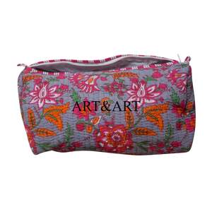 Ensemble de trousses de maquillage pour femmes, pochette zippée matelassée vintage en coton de haute qualité, fait main, écologique, durable, motif indien en blocs - Product Image 1