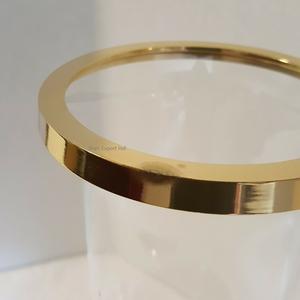 Bougeoirs élégants Hurricanes en verre et en métal pour les mariages à domicile, les fêtes et les événements. - Product Image 3